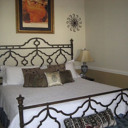 The Firehouse Inn Rutherfordton Quarto foto