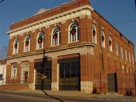 The Firehouse Inn Rutherfordton Exterior foto